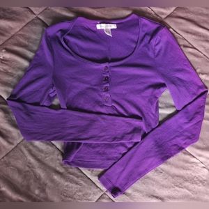 NWOT SWS ESSENTIALS SHIRT. SIZE M